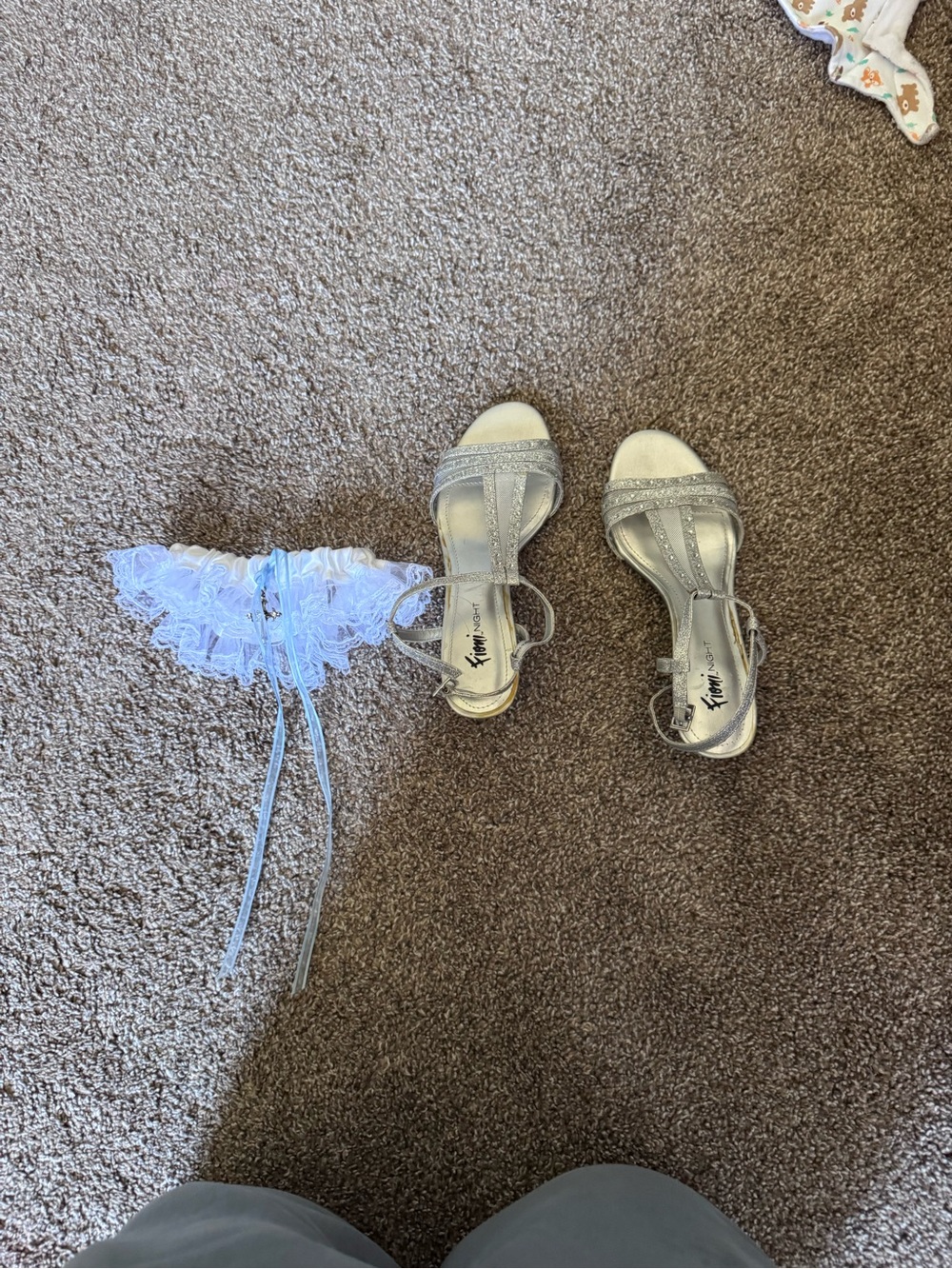 Wedding garter and shoes size 7